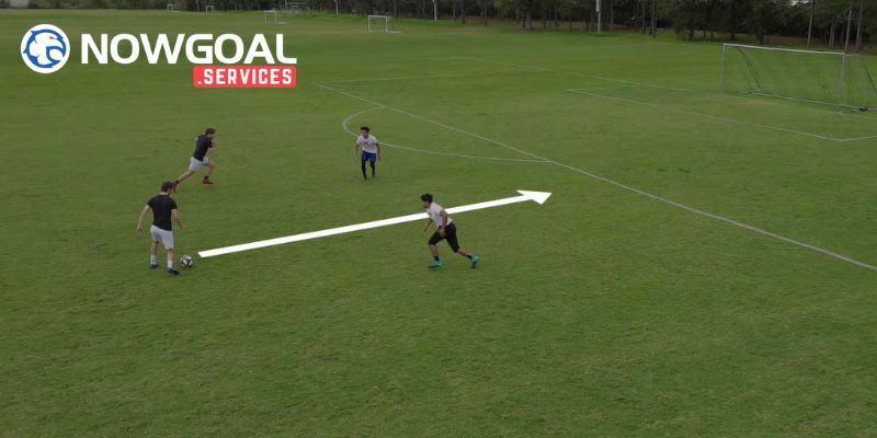 Khái niệm về pha dọn cổ kinh điển của bóng đá